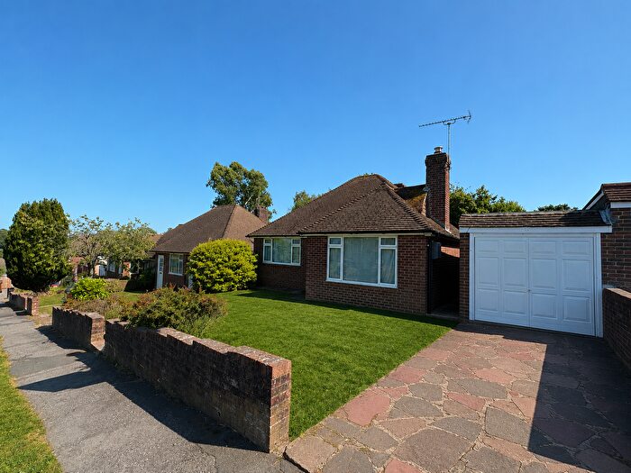 2 Bedroom Bungalow To Rent In Rother View, Etchingham, TN19
