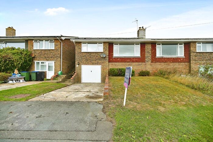 2 Bedroom Bungalow For Sale In Rodmell Avenue, Saltdean, Brighton, East Sussex, BN2