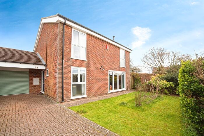 4 Bedroom Detached House For Sale In Downsmead, Baydon, Marlborough, SN8