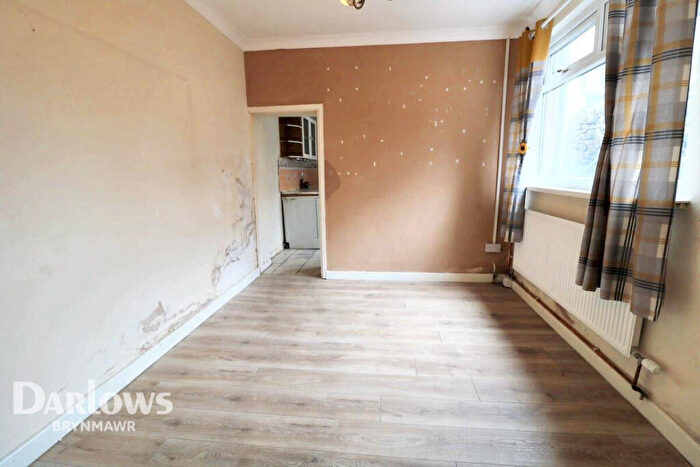 3 Bedroom End Of Terrace House For Sale In Clynmawr Street, Abertillery, NP13