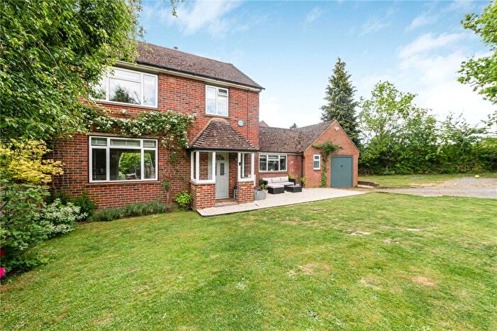 3 Bedroom Semi-Detached House For Sale In Homelands Copse, Fernhurst, West Sussex, GU27