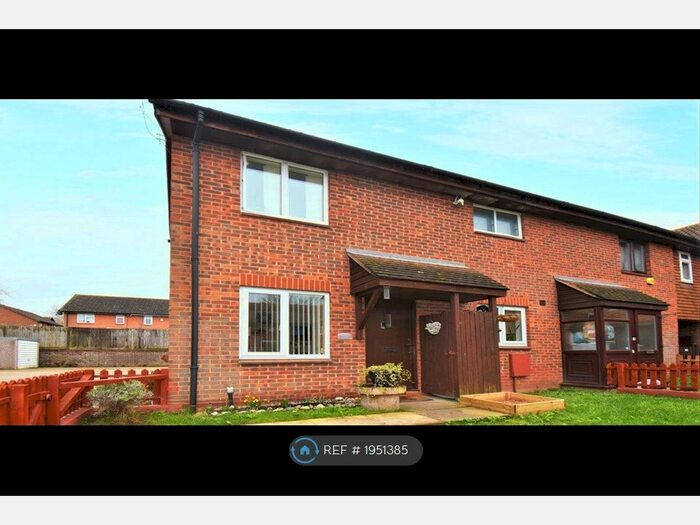 1 Bedroom End Of Terrace House To Rent In Sprucedale Close, Swanley, BR8