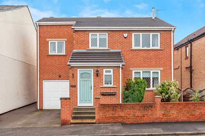 4 Bedroom Detached House For Sale In Denby Dale Road West, Calder Grove, Wakefield, WF4