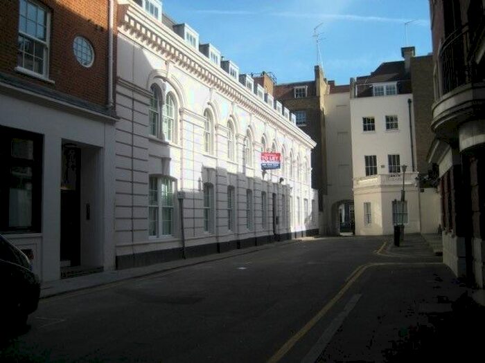 1 Bedroom Flat To Rent In Barter Street, London, WC1A