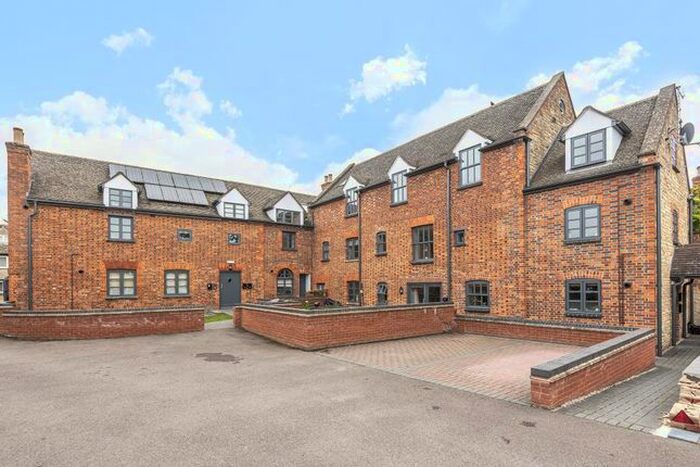 1 Bedroom Flat For Sale In Eynsham, Oxfordshire, OX29