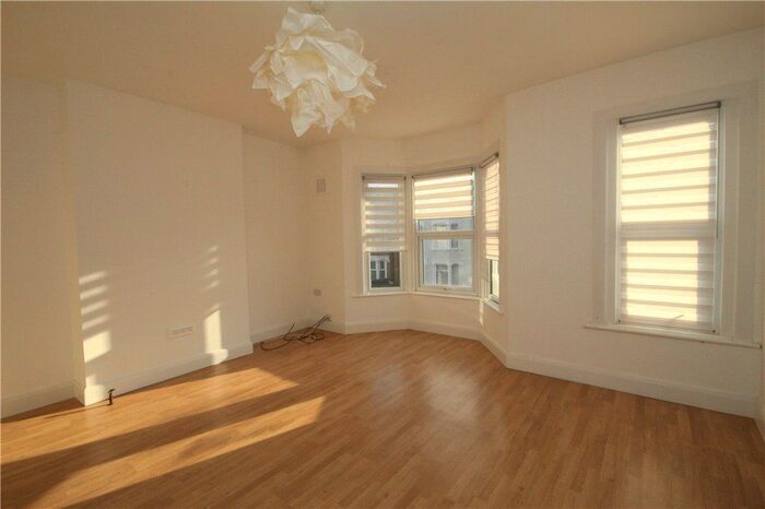 2 Bedroom Maisonette To Rent In Boswell Road, Thornton Heath, CR7