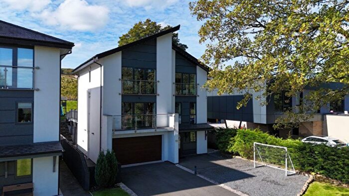 5 Bedroom Detached House For Sale In Chapel View, Turton. Bolton., BL7