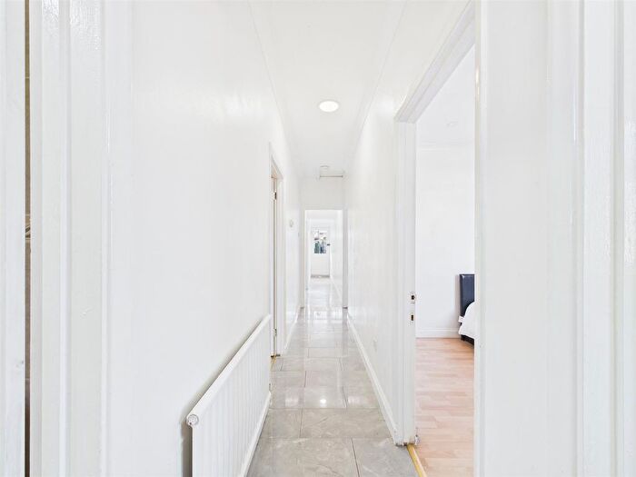 2 Bedroom Bungalow For Sale In Colton Gardens, London, N17