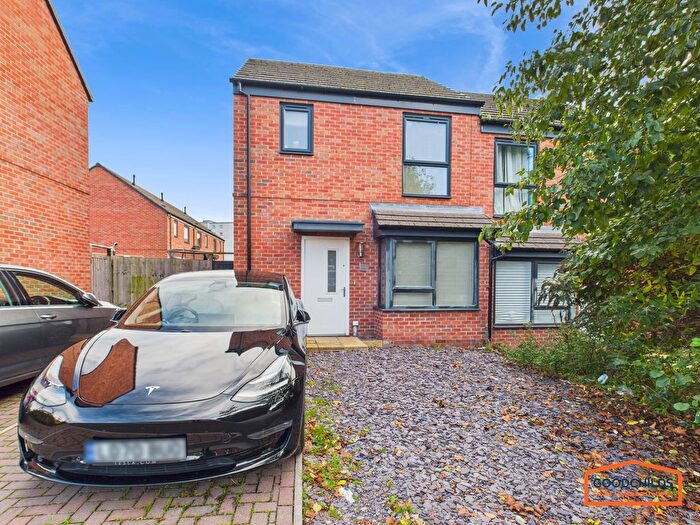 2 Bedroom Semi Detached House To Rent In Silver Street, Brownhills, WS8