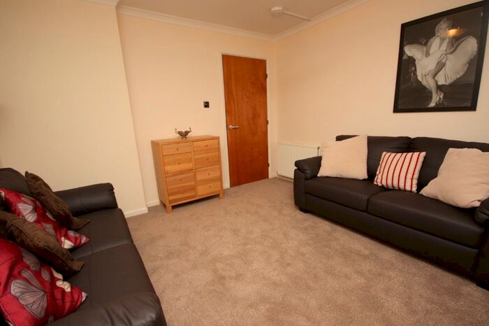 2 Bedroom Flat To Rent In St Clair Street, City Centre, Aberdeen, AB24
