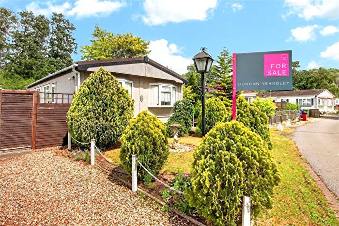 2 Bedroom Park Home For Sale In The Elms, Warfield Park, Bracknell, Berkshire, RG42