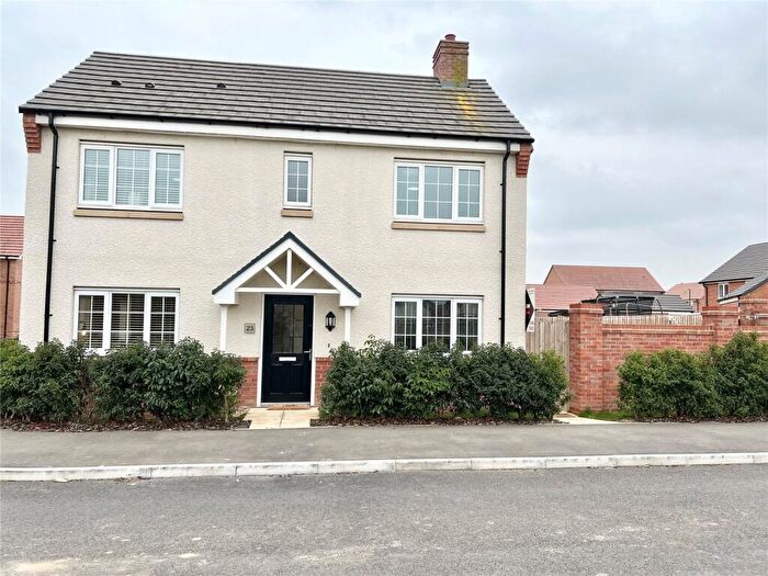 3 Bedroom Semi-Detached House For Sale In Alder Avenue, Humberston, DN36