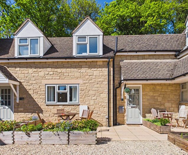 2 Bedroom Terraced House For Sale In Wyck Hill, Stow On The Wold, GL54