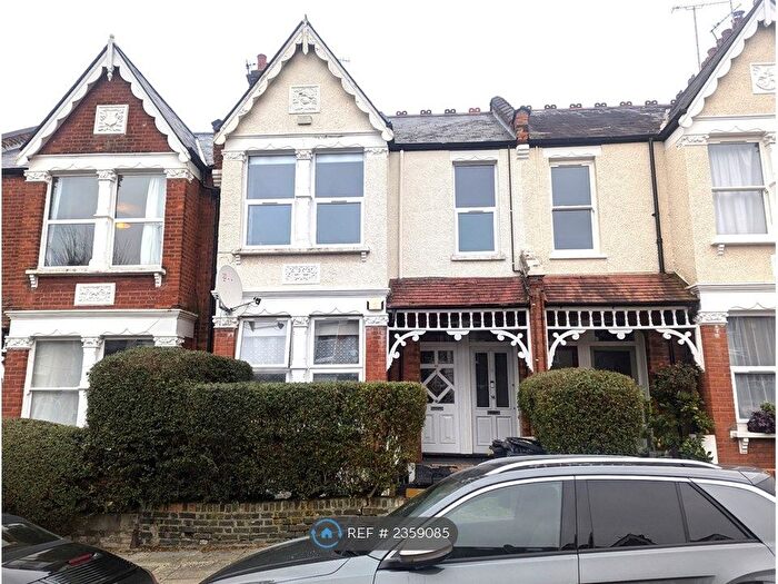 2 Bedroom Flat To Rent In Princes Avenue, London, N22