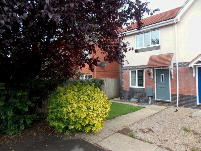 2 Bedroom Semi-Detached House To Rent In Harvest Close, Bradley Stoke, BS32