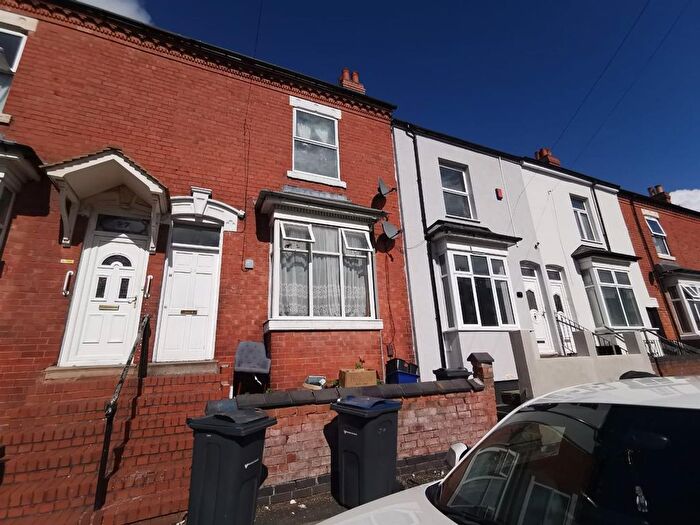4 Bedroom Terraced House To Rent In Clarence Road, Sparkhill, B11