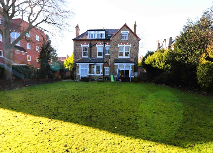 1 Bedroom Flat To Rent In Wickham Road, Beckenham, BR3