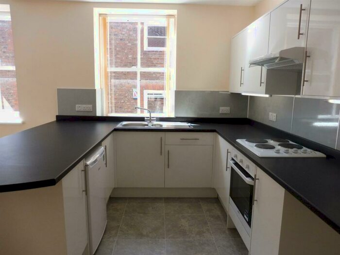 2 Bedroom Flat To Rent In New Street, Louth, LN11