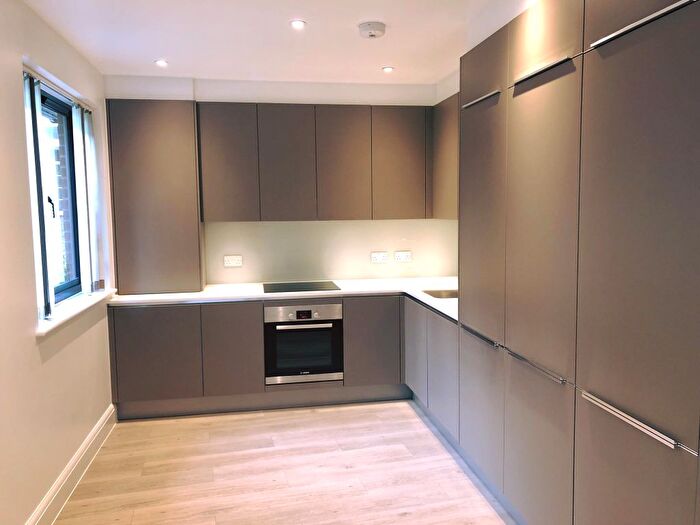 1 Bedroom Bungalow To Rent In Crouch End Hill, Couch End, London, N8