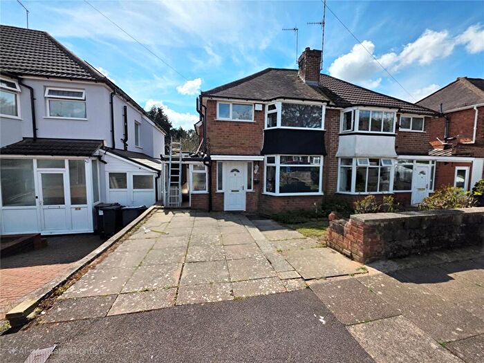 3 Bedroom Semi-Detached House To Rent In Green Park Road, Northfield, Birmingham, B31