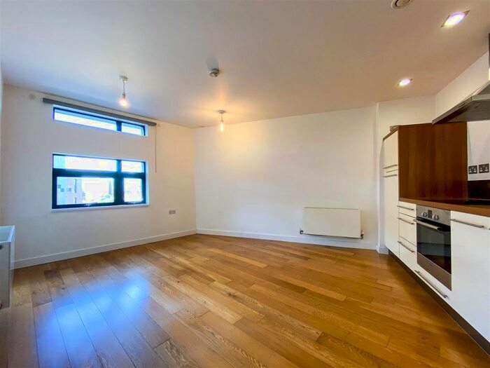 1 Bedroom Flat For Sale In Great Ancoats Street, New Islington, Manchester, M4