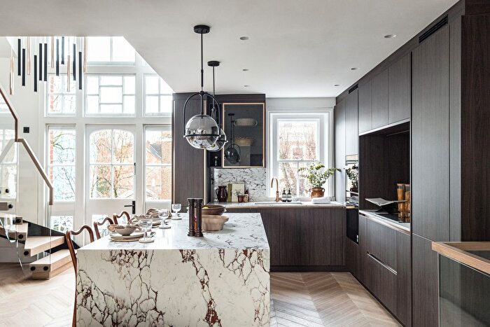 2 Bedroom Flat For Sale In Chalcott Gardens, London, NW3