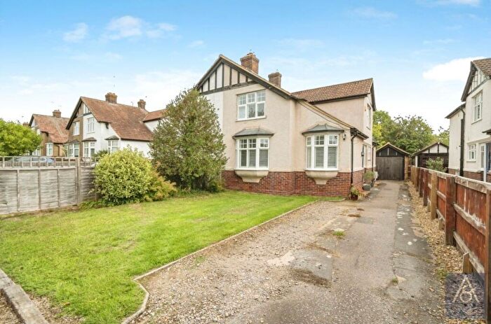 3 Bedroom Semi-Detached House For Sale In Gawcott Fields, Gawcott Road, Buckingham, MK18