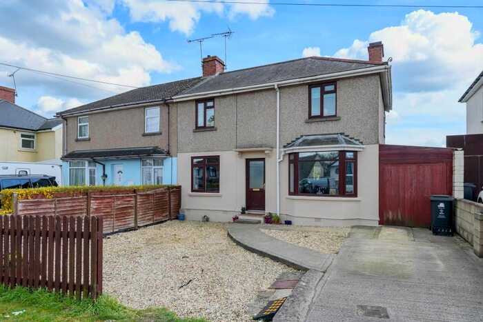 3 Bedroom Semi-Detached House To Rent In Swindon, Wiltshire, SN25