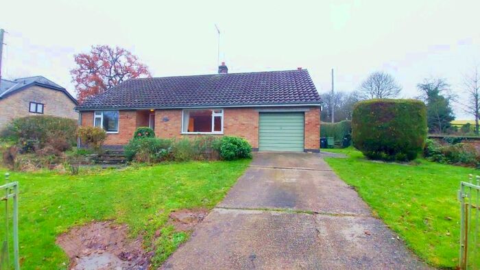 2 Bedroom Bungalow To Rent In Washdyke Lane, Fulbeck NG32