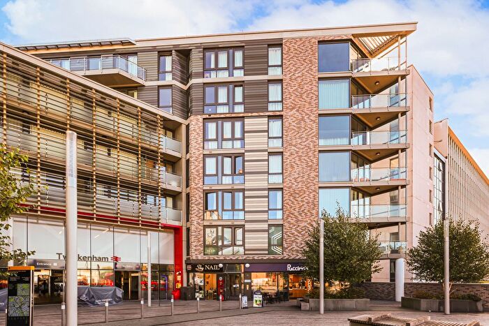 1 Bedroom Flat To Rent In Twickenham Gateway, London Road, Twickenham, TW1