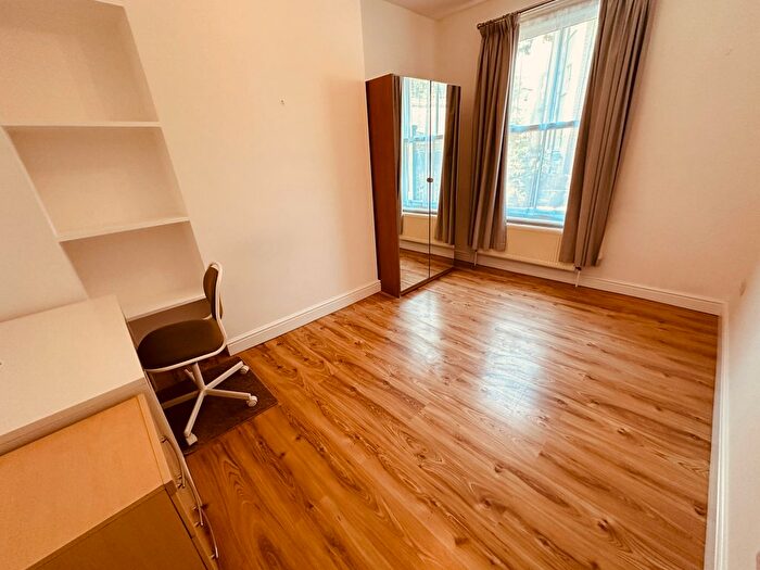 4 Bedroom Maisonette To Rent In St. John's Way, London, N19