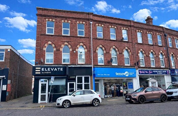 1 Bedroom Flat For Sale In Seamoor Road, Westbourne, BH4