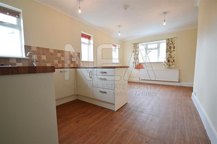1 Bedroom Flat To Rent In Gosbrook Road, Caversham, Reading, RG4