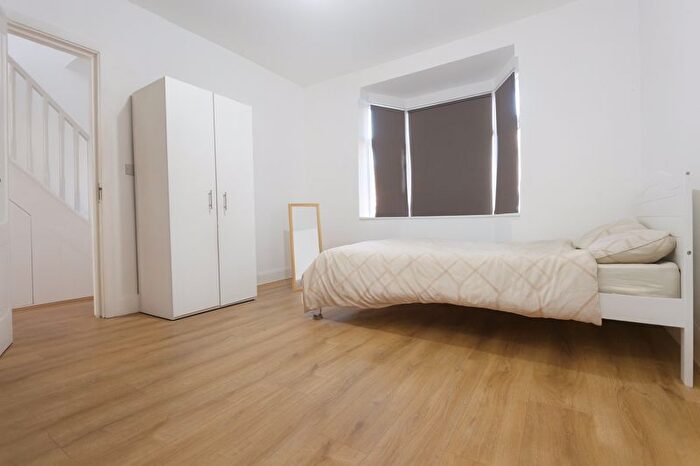 Property To Rent In Dover Road, Edmonton, N9