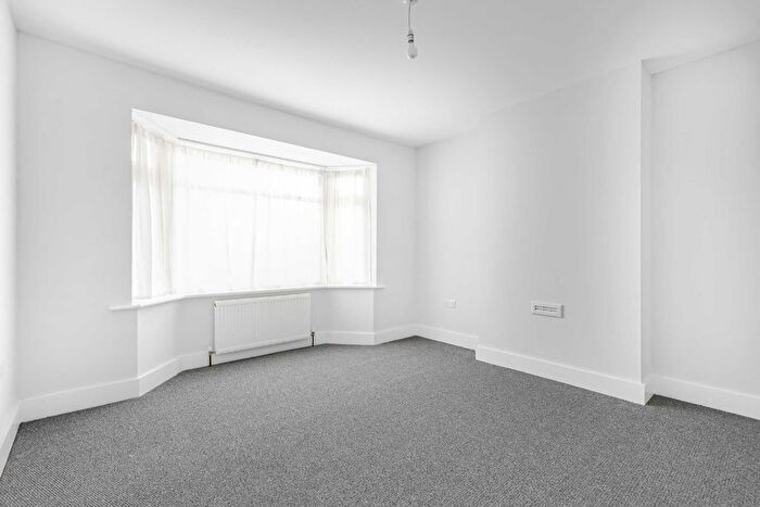 3 Bedroom Semi-Detached House To Rent In Foxley Road, Thornton Heath, CR7