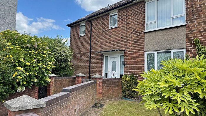 2 Bedroom End Terrace House To Rent In Ormonde Crescent, Northwood, L33