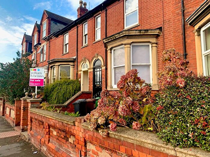 3 Bedroom Terraced House For Sale In Monks Road, Lincoln, LN2