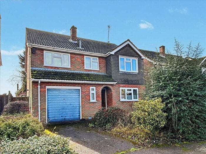 4 Bedroom Detached House For Sale In Howard Close, Haynes, MK45