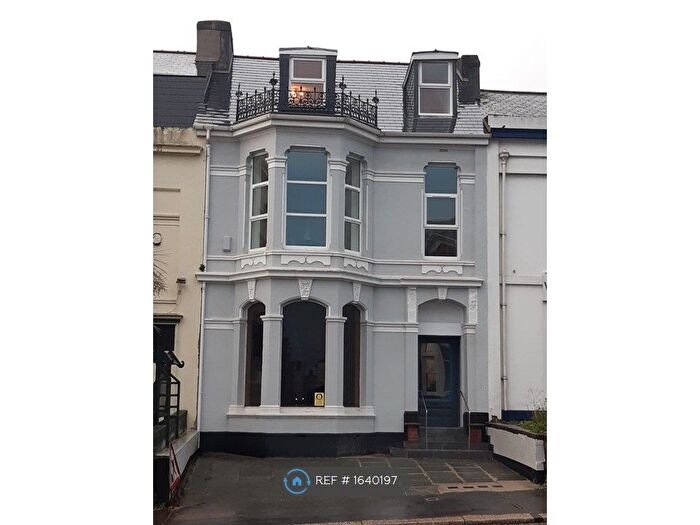 1 Bedroom Flat To Rent In North Hill, Plymouth, PL4