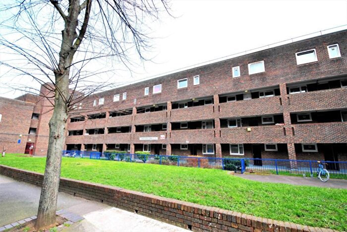 1 Bedroom Flat To Rent In Gibson Road London, SE11