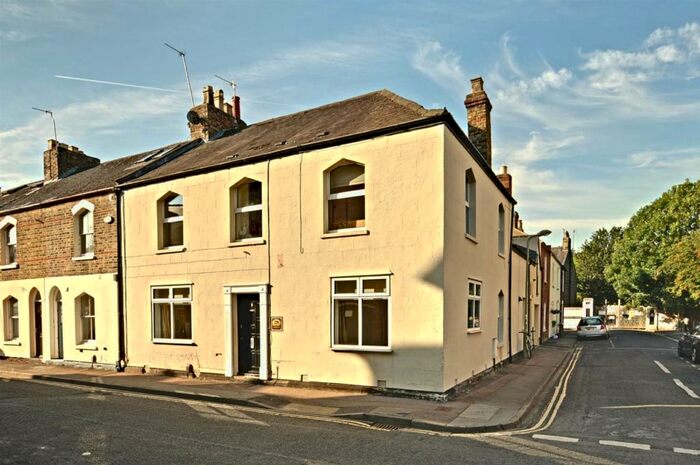 8 Bedroom House To Rent In Canal Street, OX2