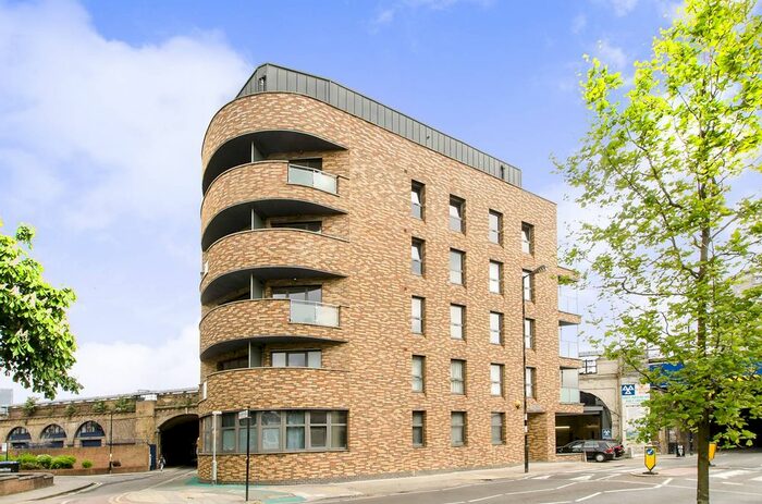 3 Bedroom Flat To Rent In Abbey Street, Bermondsey, London, SE1