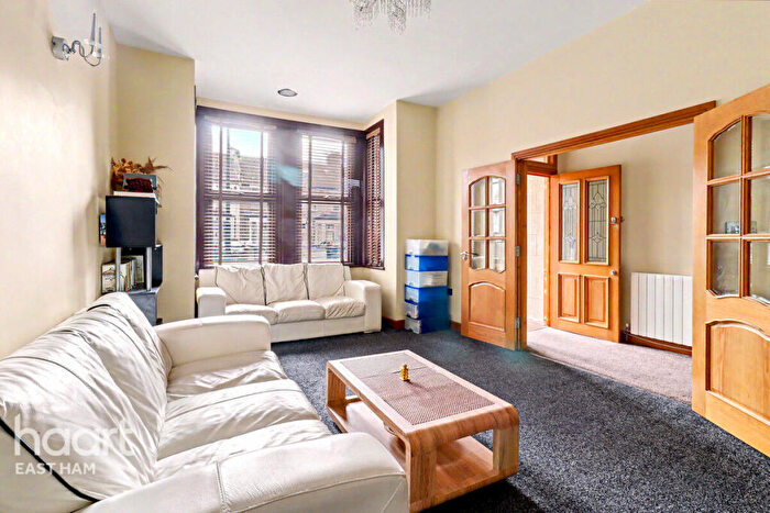 4 Bedroom Terraced House For Sale In Shrewsbury Road, London, E7