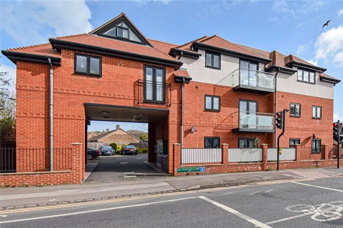 1 Bedroom Apartment To Rent In Chapel Street, Thatcham, Berkshire, RG18