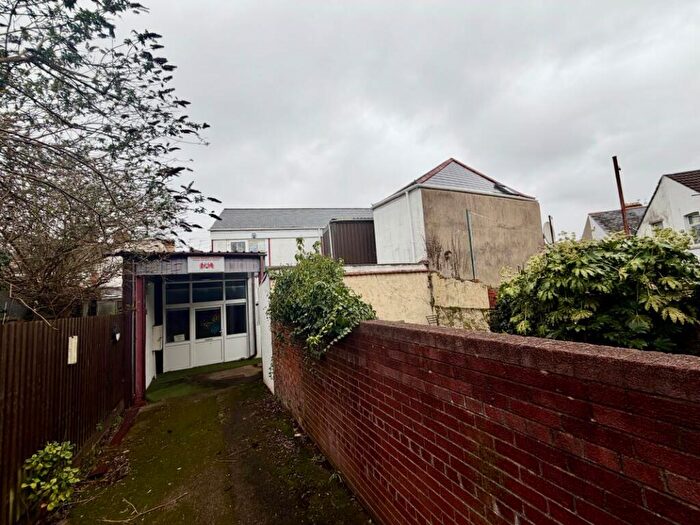 Semi Detached House For Sale In A Dalcross Street, Cardiff, CF24