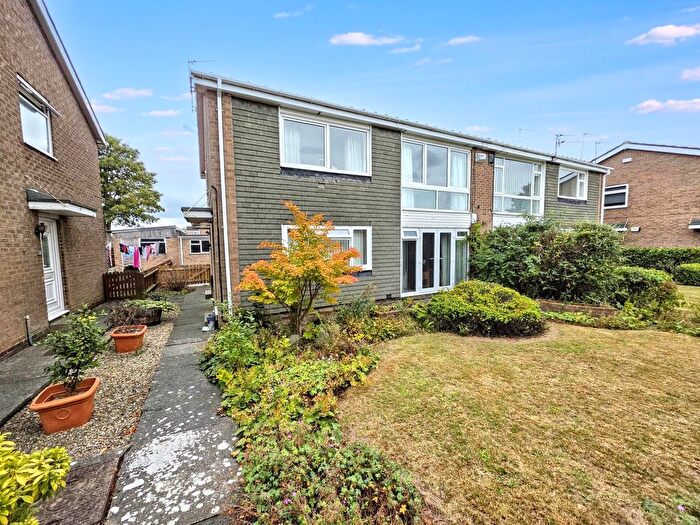 2 Bedroom Flat For Sale In Greenlaw Road, Cramlington, NE23
