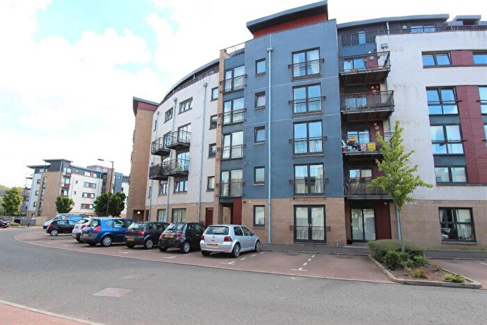 2 Bedroom Flat To Rent In East Pilton Farm Crescent, Pilton, Edinburgh, EH5