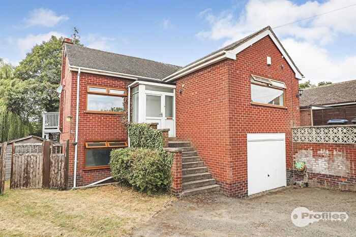 4 Bedroom Detached House For Sale In Denis Road, Burbage, LE10