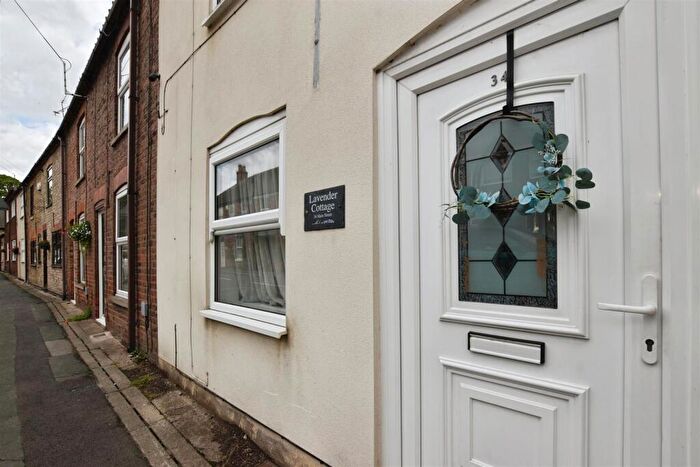 2 Bedroom Terraced House For Sale In Main Street, Preston, Hull, HU12