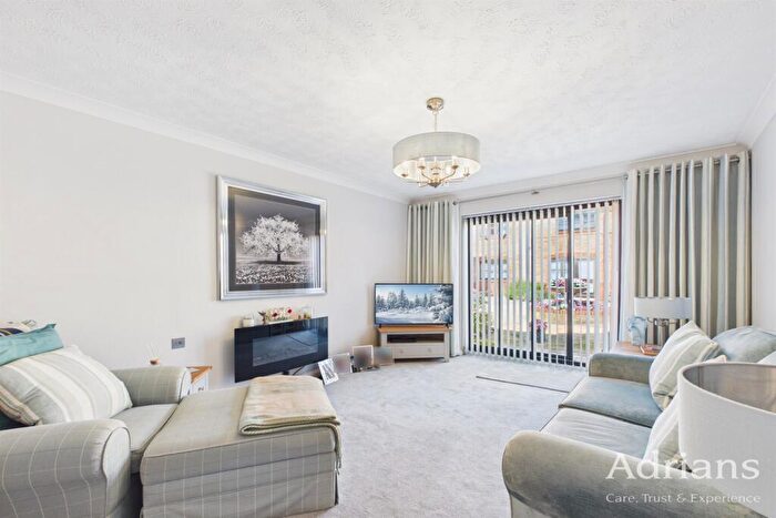1 Bedroom Retirement Property For Sale In Roberts Court, Baddow Road, Chelmsford, CM2